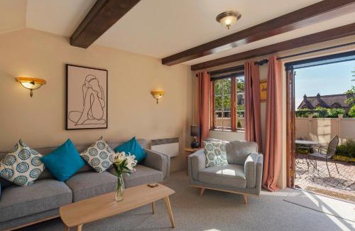 Stoke Apartamento | The Village Green Apartment