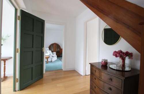 Clarinbridge Casa | THE VILLAGE HOUSE on Wild Atlantic Way CLARINBRIDGE VILLAGE