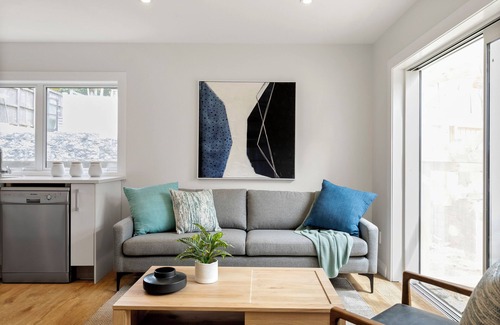 Grey Lynn Villa | The Village Reserve