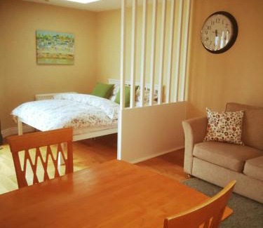Knockbridge Apartamento | The Village Rooms