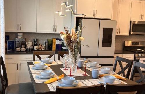 Durham Casa | The Villas Buckingham 10 mins to RDU Airport Duke Downtown