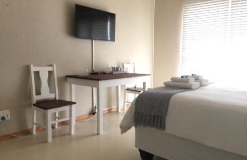 Klawer Casa | The Vine