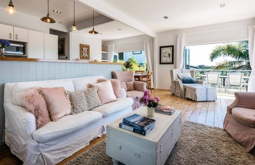 Oneroa Cabaña | The Vintage Cottage, Oneroa