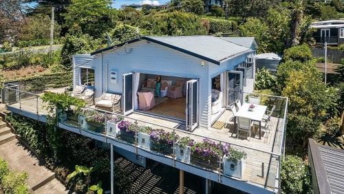 Oneroa Casa | The Vintage Cottage
