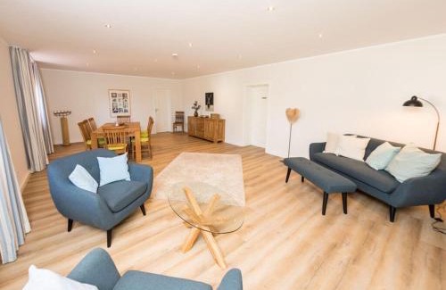 Neerdar Casa | The Waldhaus Modern retreat