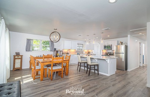 Bastrop Casa | The Walkable Cozy | 3 Bed, 2 Bath