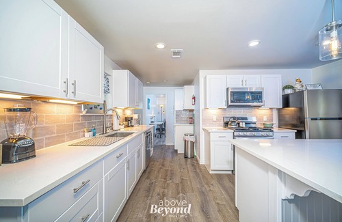Bastrop Casa | The Walkable Cozy | 3 Bed, 2 Bath