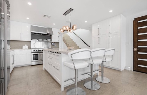 Eastern Malibu Villa | Malibu Beach at its Best!