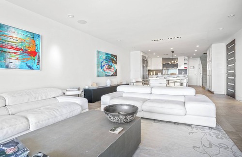 Eastern Malibu Villa | Malibu Beach at its Best!