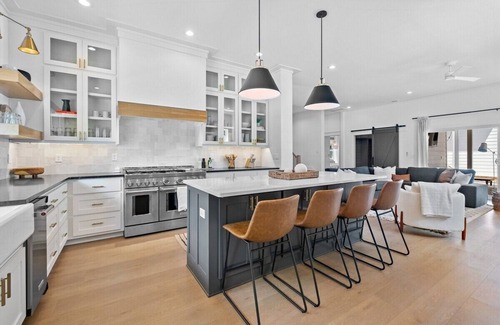 Downtown Casa | The Weekender House - Pool - Downtown