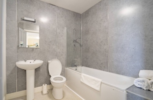 Cannards Grave Hotel | The Well Inn