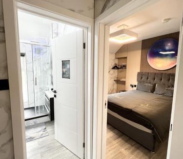 Pembroke Dock Cama Y Desayuno | The Welsh Space - Newly Renovated!