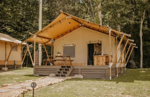 Flag Pond Apartamento | The Wesley Unit 5- Not Pet Friendly - Glamping Retro