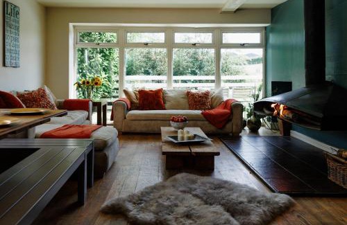 Wick Casa | The West Barn near Bath, sleeps 24 and 2 hot tubs