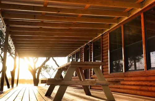 Albany Casa | The Western Belle