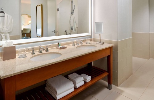 Downtown Memphis Hotel | The Westin Memphis Beale Street