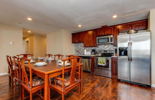 Lincoln City Casa | The Whale