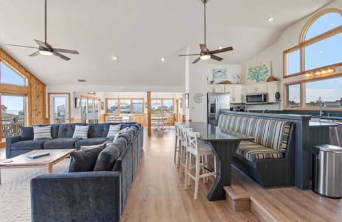 Ocean Hill Casa | The Wheelhouse: Pool and Hot Tub | 500ft. to Beach