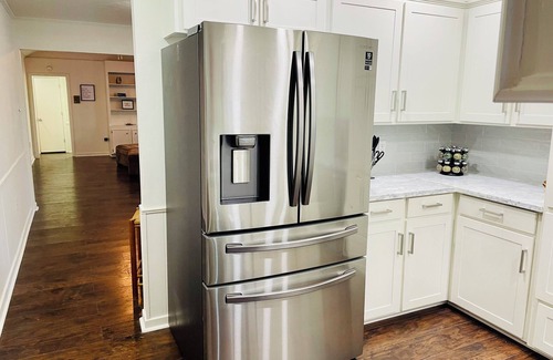 Flowood Casa | The Whipporwill House at the Rez!⛵️ Pet Friendly!