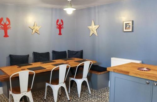 Newborough Casa | The White Anchor