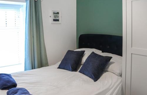 Newborough Casa | The White Anchor