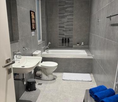 Gzira Apartamento | The White Balcony