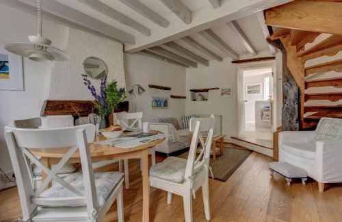Woodstock Casa | The White Cottage