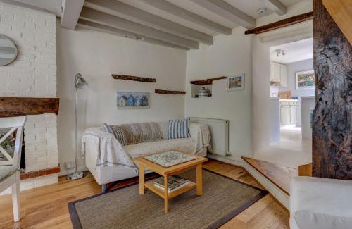 Woodstock Casa | The White Cottage