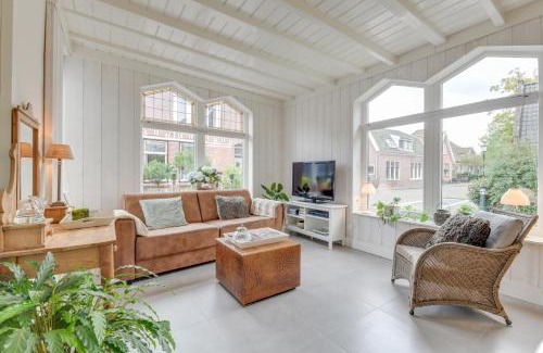 Uitgeest Casa | The White Cottage