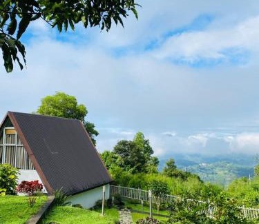Doluwa Otro | The White Cottages Kandy.