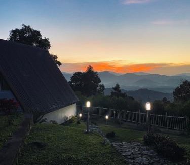 Doluwa Otro | The White Cottages Kandy.
