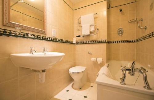 Lincoln Hotel | The White Hart Hotel Lincoln