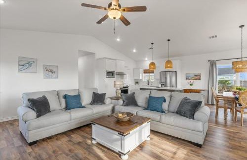 Gilchrist Casa | The White Heron home