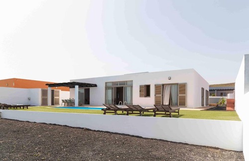 Costa de Antigua Villa | The White Homes GolfyFun WH4
