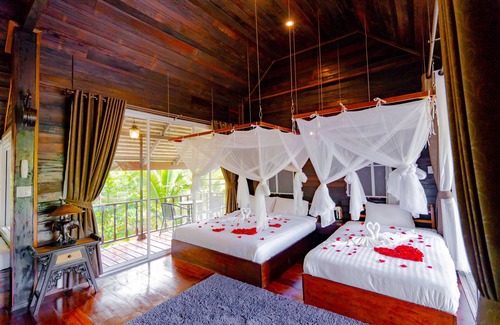 Mae Kon Hotel | The White House Boutique Chiangrai