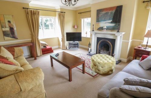 Drumshanbo Casa | The White House