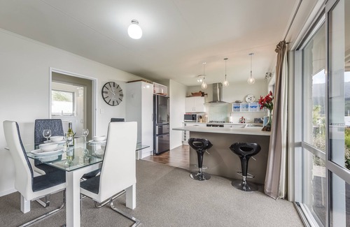 Picton Casa | The White House - Picton Retreat