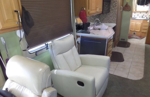 Tubac Casa | The White House RV in Tubac Village, AZ