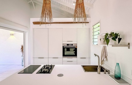 Sainte-Rose Villa | The White Palm - Tropical Villa