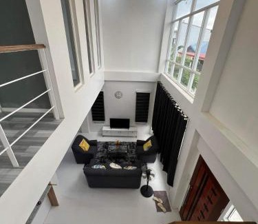 Calumpit Casa | The WhiteHouse Inn