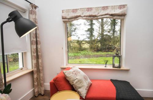 Mullingar Casa | The Wild Farm Cottage
