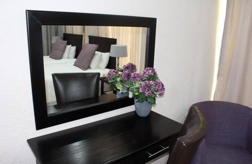 Klerksdorp Casa | The Willow Tree Guest House