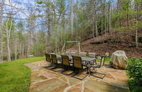 Hendersonville Casa | The Willows Retreat