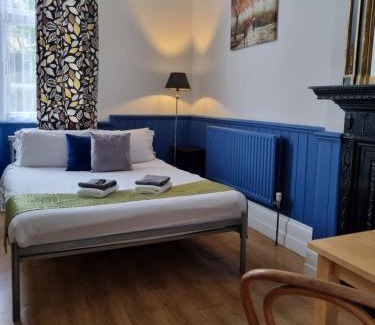 Mapesbury Casa | The Windmill Hotel