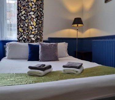 Mapesbury Casa | The Windmill Hotel
