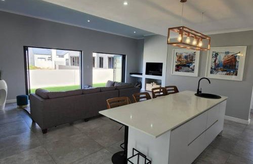 Trawal Casa | The winelands