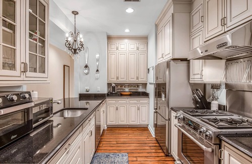 Green Hills Apartamento | The Winston on Woodlawn - Great Location
