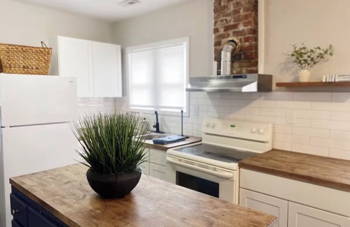 Northside District Casa | The Wittland - Cozy Little House in Downtown Lexington