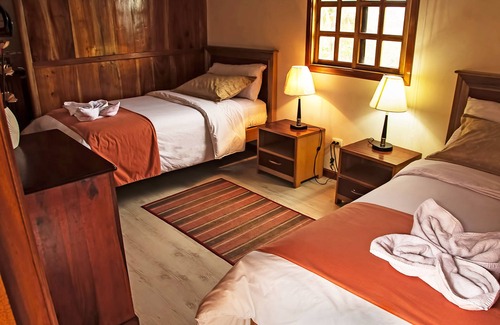 Puerto Villamil Cabina | The Wooden House Lodge