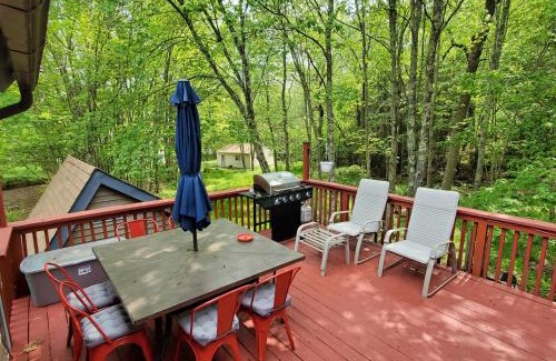 Lake Ariel Chalet De Esquí | The Woodland Hideout with private Hot Tub & Sauna